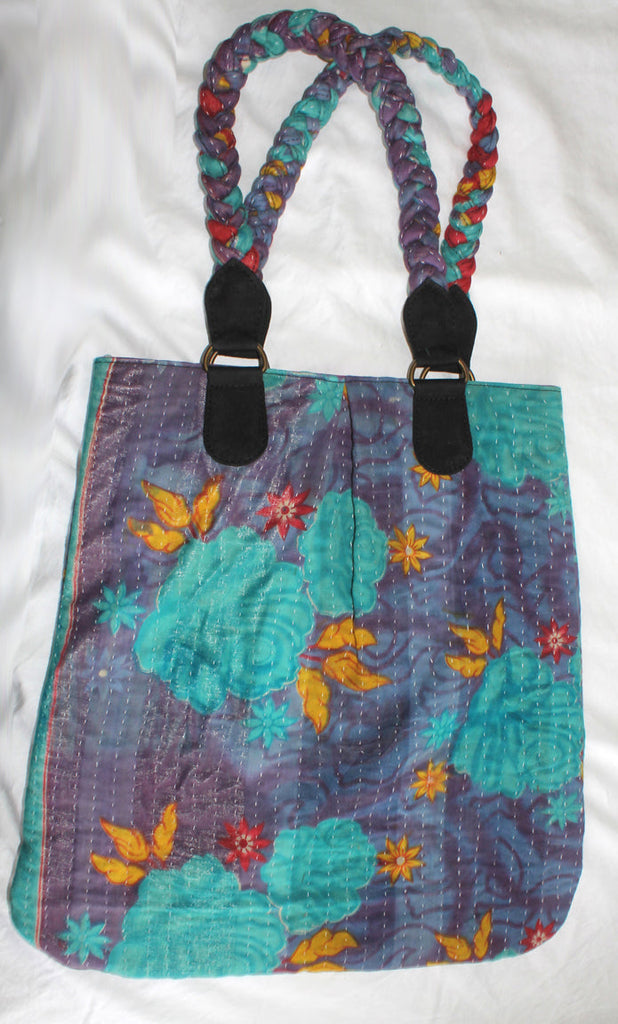 🌞 Summer Must-Have: One-of-a-Kind Artisan Kantha Handbags Are Here!