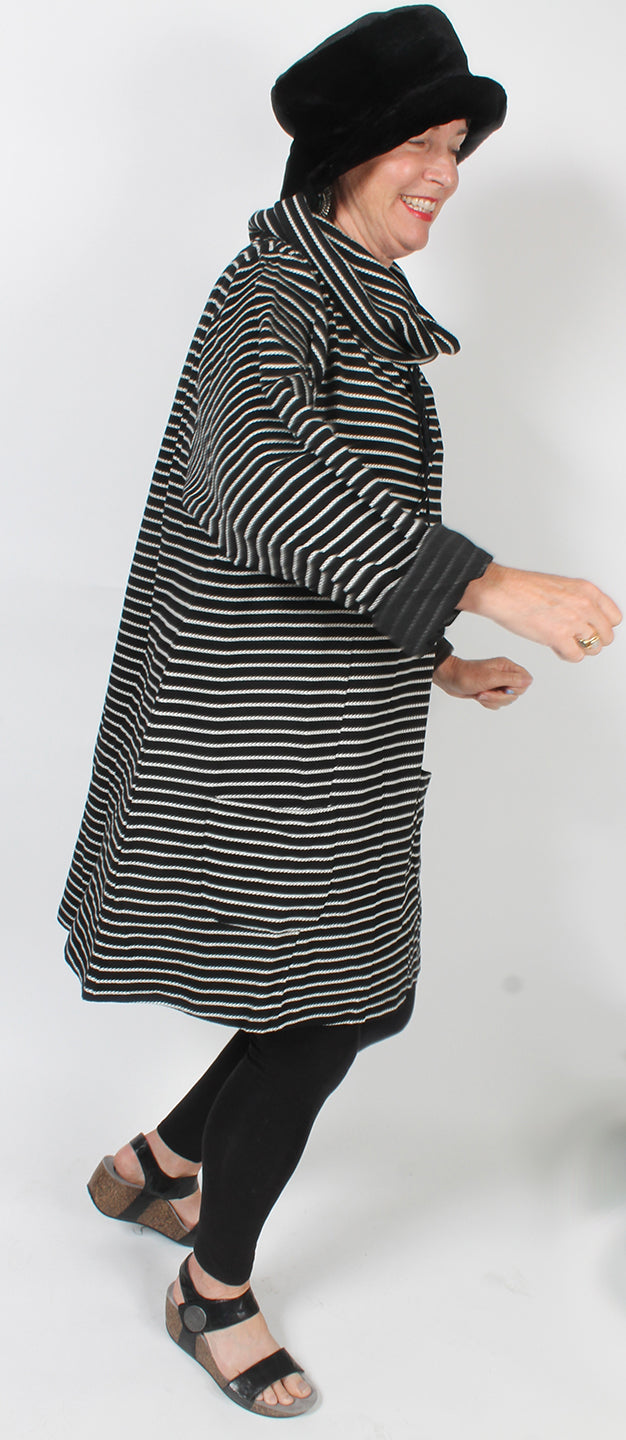 Tulip Striped Turtle Neck Woven Sweater Tunic Winter Plus Size Sml-5x