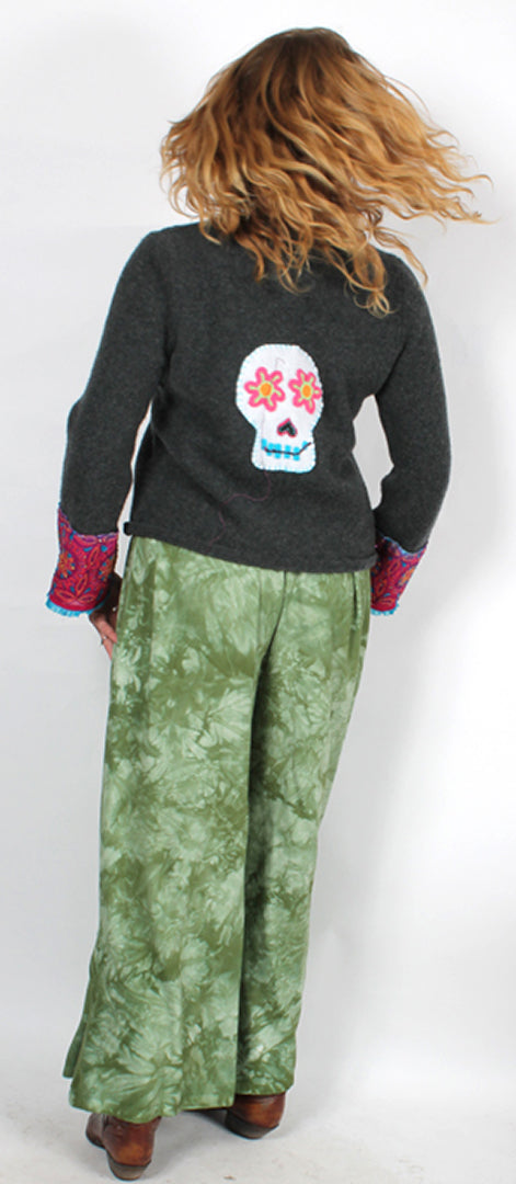 SunHeart American Eagle Outfitters Lambswool Felted Sweater Dia De Los Muertos Embroidered Flowers Sugar Skull Silk Upcycled Sml-Large